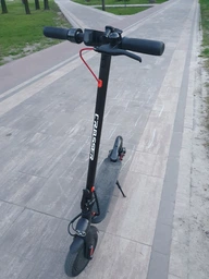 Електросамокат Crosser E9 Premium Tire 10" Pneumatic (Білий) MG9007/EU фото від покупців 1