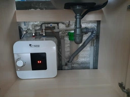 Водонагреватель накопительный Thermo Alliance SF10S15N 10 л под мойку с мокрым теном