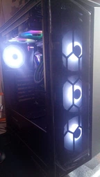 Корпус MSI MPG Gungnir 110R Black фото от покупателей 6