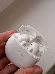 Наушники беспроводные Realme Buds Air Pro White (2001000255511) фото от покупателей 4