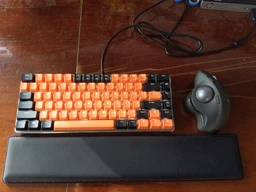Підставка ергономічна під зап'ястя HyperX Wrist Rest (4P5M9AA) фото від покупців 4