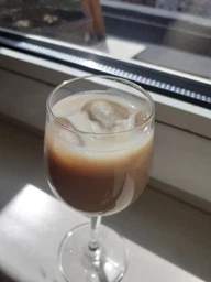 Ликер Molly's Irish Cream 0.7 л 17% (5390683100285) фото от покупателей 2