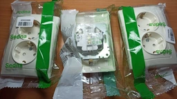 Розетка двойная с заземлением Schneider Electric Sedna с защитными шторками 16 A - 250 В (SDN3000468) фото от покупателей 5