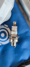 Свеча зажигания Husqvarna HQT-2 (5907101-01)