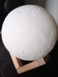 Современный Ночник настольный 3D Moon Light Lamp Луна аккумулятор 16 цветов фото від покупців 4