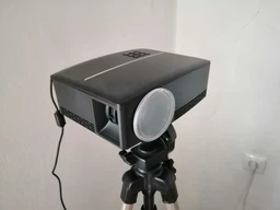 Портативний мультимедійний Проектор MHz Led Projector BYINTEK SKY GP80. 44236