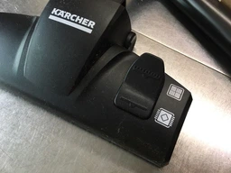 Пылесос без мешка KARCHER VC 3 (1.198-127.0) фото от покупателей 8