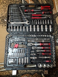 Набор инструментов 1/2" & 3/8" & 1/4", 233 ед., Cr-V STORM INTERTOOL ET-8233 фото от покупателей 7