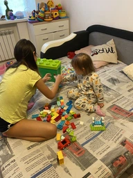 Конструктор LEGO DUPLO Велика коробка з кубиками 85 деталей (10914) фото от покупателей 6
