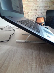Складна підставка для ноутбука та планшета Laptop Stand фото від покупців 4