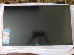 Монитор 27" LG UltraFine 27UL850-W фото от покупателей 3