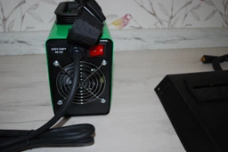 Зварювальний інвертор RZTK WM 255A LCD