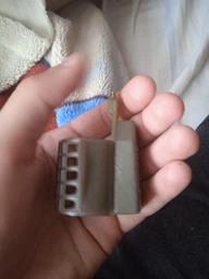 Кормушка Brain Клетка пластиковая со съемным грузом M 84г (7202100006) фото от покупателей 2