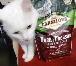 Корм для выведения шерсти у кошек Carnilove Hairball Controll Duck & Pheasant с уткой и фазаном 400 г (170191/2355) фото от покупателей 4