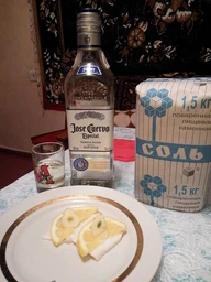 Текила Jose Cuervo Especial Silver 0.7 л 38% (7501035042308) фото от покупателей 1