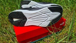 Мужские кроссовки Puma Nrgy Comet 19055664 47 (12UK) 31 см Черные (4065452838423)