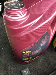 Антифриз Mannol Longl Antifreeze AF12+ 10 л Red концентрат (MN4112-10) фото от покупателей 5