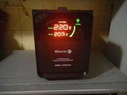 Стабілізатор напруги ElectrO SDR-1500 1.5 кВА (SDR15EL) фото від покупців 1