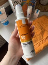 Солнцезащитный спрей La Roche-Posay Anthelios Sun-Sensitive Skin SPF30 с термальной водой для чувствительной к солнцу кожи 200 мл (3337875696821) фото от покупателей 3