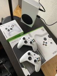 Microsoft Xbox Series S 512Gb + дод. Геймпад Microsoft Xbox Series X, S (Robot White) фото від покупців 16