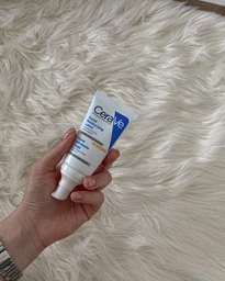 Дневной увлажняющий крем CeraVe для нормальной и сухой кожи лица с SPF30 52 мл (3337875840620) фото от покупателей 8