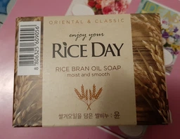 Твердое мыло Lion Rice Day с экстрактом рисовых отрубей 100 г (8806325609056) фото от покупателей 4