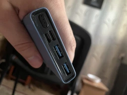 УМБ Promate Bolt-10 10000 mAh 10Вт 2xUSB Black (bolt-10.black)