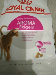 Сухий корм Royal Canin Fussy Exigent Aromatic для дорослих котів вибагливих до аромату корму 4кг