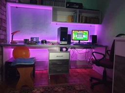 Влагозащищенная Светодиодная лента в силиконе на клейком основании RGB 5 метров