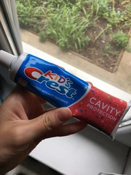 Crest Kidʼs Cavity Protection Sparkle Fun 24 г (91354351) фото від покупців 1