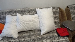 Антиаллергенная подушка MirSon EcoSilk №1701 Eco Light 50х70 средняя White (2200003966442) фото от покупателей 16