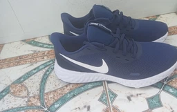 Мужские кроссовки для бега Nike Revolution 5 BQ3204-001 48.5 (14US) 32 см Черные (193151520821) фото от покупателей 1