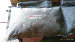 Подушка самонадуваюча Terra Incognita Pillow 50 × 30 см Сірий фото від покупців 10
