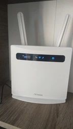 Стационарный роутер маршрутизатор STRONG 4G ROUTER 300 LTE фото от покупателей 6
