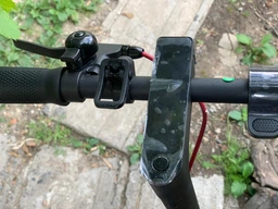 Електросамокат Crosser E9 MAX 15AH Tire 10" Pneumatic (Чорний) MS1970/EU фото від покупців 10