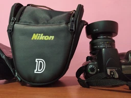 Чехол-Сумка Nikon треуголка фото сумка Никон черная ( IBF007B )
