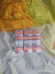 Набір світлодіодних ламп Osram Classic A 8.5W 4000K 800LM E27 3 шт (4058075127531) фото від покупців 4
