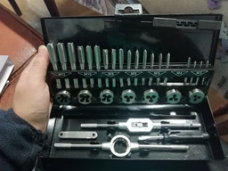 Набір мітчиків і плашок Topex (M3-M12, 32 шт.) (14A426)