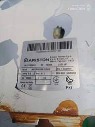Водонагреватель Ariston серии Andris RS 10U/3, 10 л, 1.2 кВт, под мойкой, накопительный, вертикальный монтаж прямоугольный, мокрый ТЭН, механическое управление, класс C, Италия фото от покупателей 11