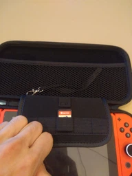 Жорсткий захисний чохол для ігрової приставки Nintendo Switch / Nintendo Switch OLED червоний фото від покупців 4