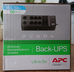 ИБП APC Back-UPS 850VA 230V (BE850G2-RS) фото от покупателей 11