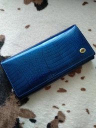 Женский горизонтальный лаковый кошелек ST Leather из натуральной кожи с кнопкой Синий (bg189fash01)