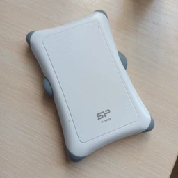 Внешний жесткий диск 1 TB Silicon Power Armor A30 White (SP010TBPHDA30S3W) фото от покупателей 2