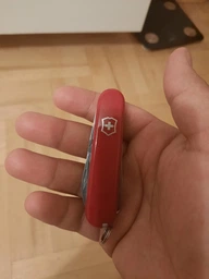 Швейцарский мультиинструмент Victorinox Sportsman 84 мм Красный 0.3803 фото от покупателей 1