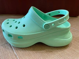 Женские кроксы Crocs Jibbitz Classic Bae Clog W 206302-100 37-38 (M5/W7) 23 см White (2000000000198_191448510982) фото от покупателей 5