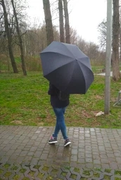 Ветрозащитный двойной зонт Supretto Красный с черным двусторонний (46870004) фото от покупателей 6