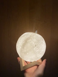 Настольный светильник ночник HUMIDIFIER 3D 13 см с увлажнителем воздуха, луна фото от покупателей 1