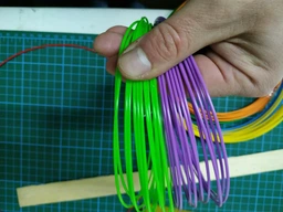3D-ручка RXstyle с экраном Желтая с Набором Эко Пластика PLA 69 метров (12 цветов) и Трафаретами фото от покупателей 14