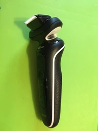 Электробритва Braun Series 5 51-W1500s BLACK / WHITE фото от покупателей 15