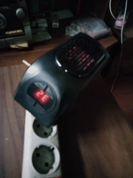 Оригинальный портативный мини обогреватель Handy Heater 400 Вт, тепловентилятор черный фото от покупателей 1